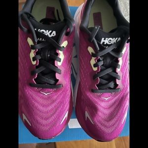 Hoka Womens Arahi 6 Sneaker Size 7 M